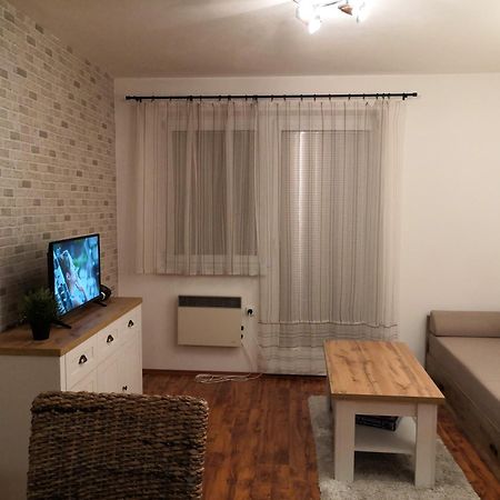 Apartman S Terasou 오슈차드니차 외부 사진