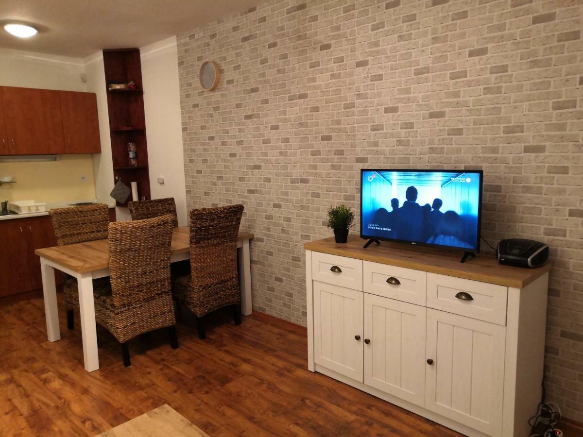 Apartman S Terasou 오슈차드니차 외부 사진